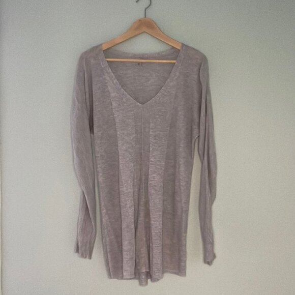 Halogen Oversized Lightweight V Neck Gray Sweater Size Medium - Picture 3 of 15
